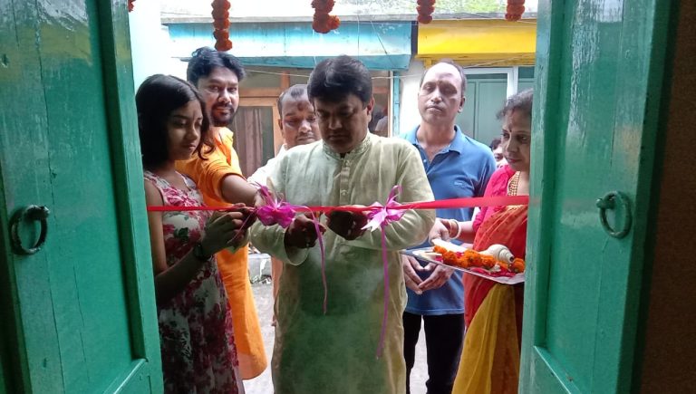 b7bb7b03-80e2-4257-bec7-47f93dfecd37