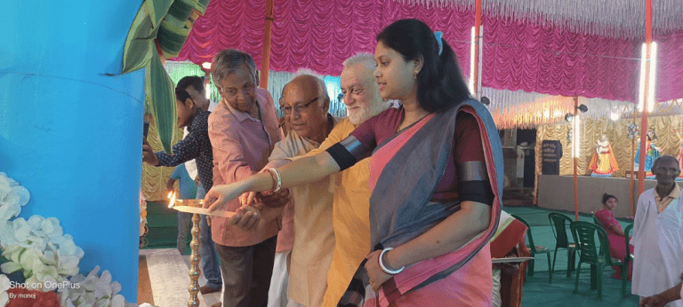 209ae7f5-c11b-4d04-a9c1-563c79c03a37