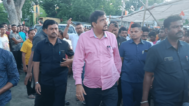 852ec998-7aa1-4321-b9ef-90feffbad728