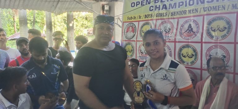 e1637adb-4814-4b25-bd0a-1363a9c532c0