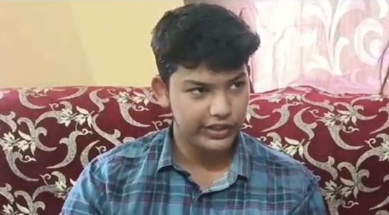 screenshot-web.whatsapp.com-2024.05.02-16_54_26