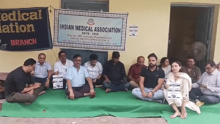 screenshot-web.whatsapp.com-2024.10.14-00_34_18