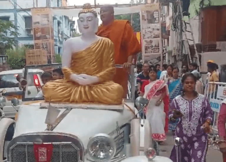 9ec647db-3d63-4e39-ba85-e74b8aab2b8d