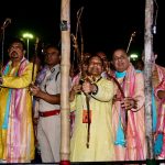 দশেরায় সেন্ট্রাল পার্কে, সল্ট লেক সাংস্কৃতিক সংসদ ও সন্মার্গ- এর আয়োজনে ৬০ ফুট উঁচু রাবণের কুশপুত্তলিকা দাহ / 60-feet-tall Ravana effigy burnt on Dussehra organized by Salt Lake Sanskritik Sansad & Sanmarg at Central Park (Salt Lake), Kolkata