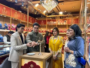 25b61c5e-00be-49af-9cb9-906e22d8b348