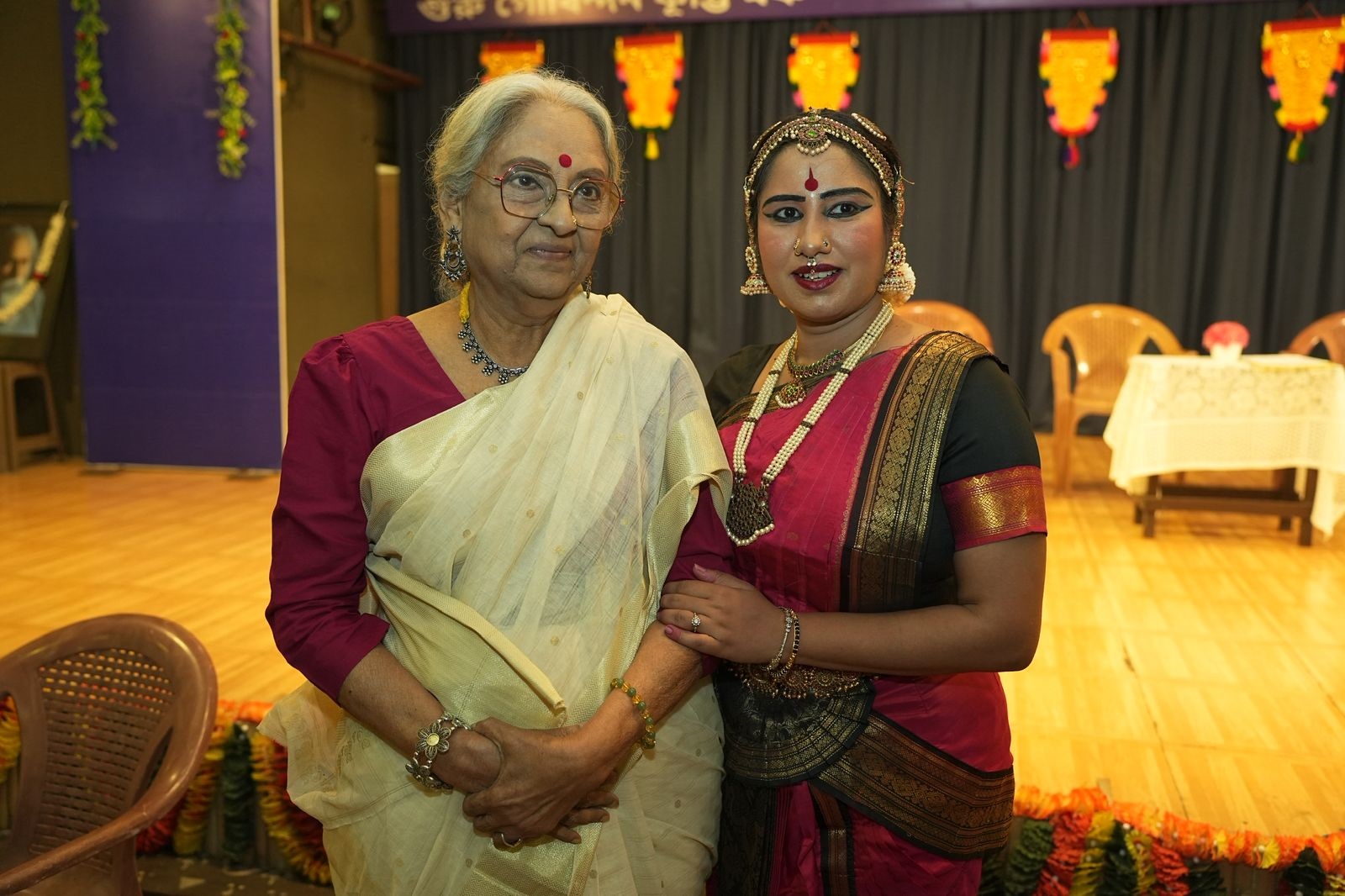 ডক্টর থাঙ্কুমণি কুট্টির নৃত্যপ্রশিক্ষণ কেন্দ্র কলা মণ্ডলমে যাজ্ঞসেনীর মনোমুগ্ধকর ভারতনাট্যম পরিবেশনা