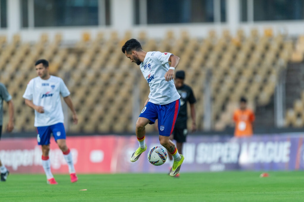 M77 - OFC Vs BFC