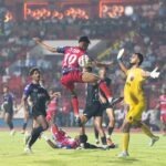 M87 - JFC Vs OFC